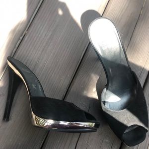 Stuart Weitzman Black Mule Heels!!!!